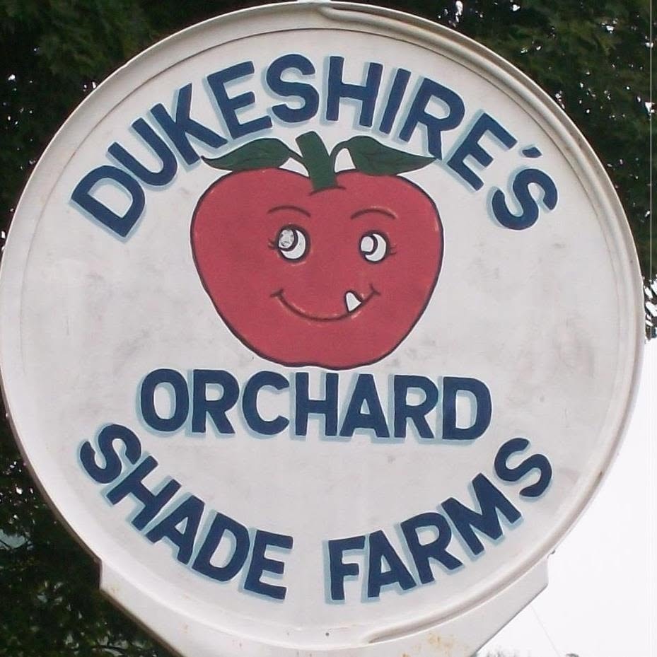 Dukeshire's Orchard & Shade Farms apple orchard sign