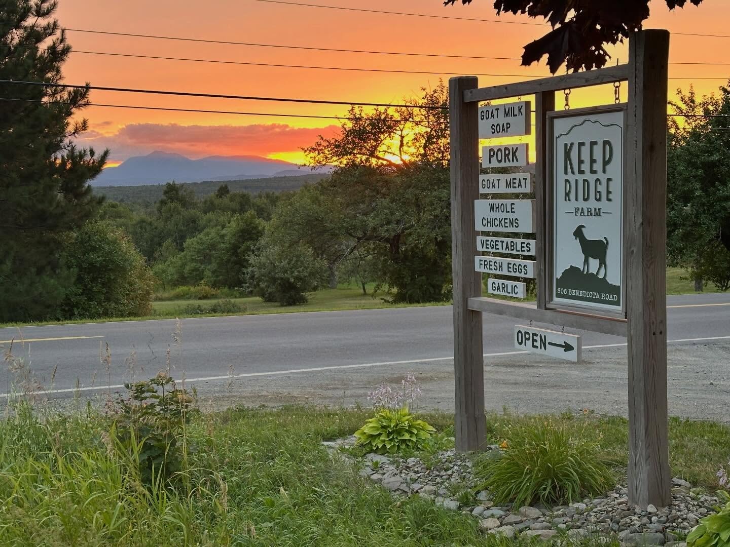 Keep Ridge Farm sunset mountain view
